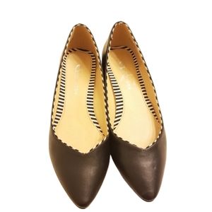 Laundry By Laundry womens size 8 1/2 black wedge shoes